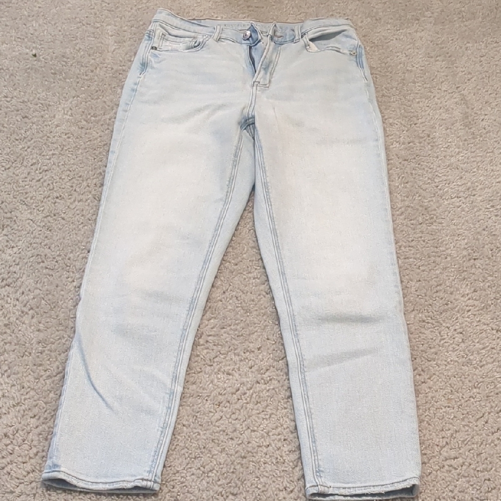 American Eagle Outfitters Light Blue Straight Leg Jeans
